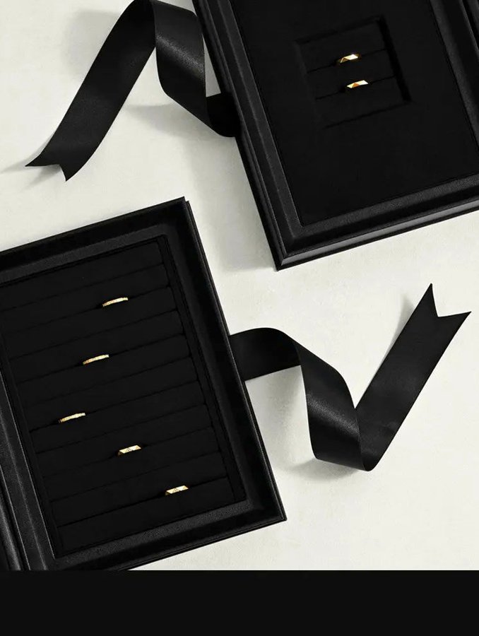 Librette Noir series CN-129 view 4